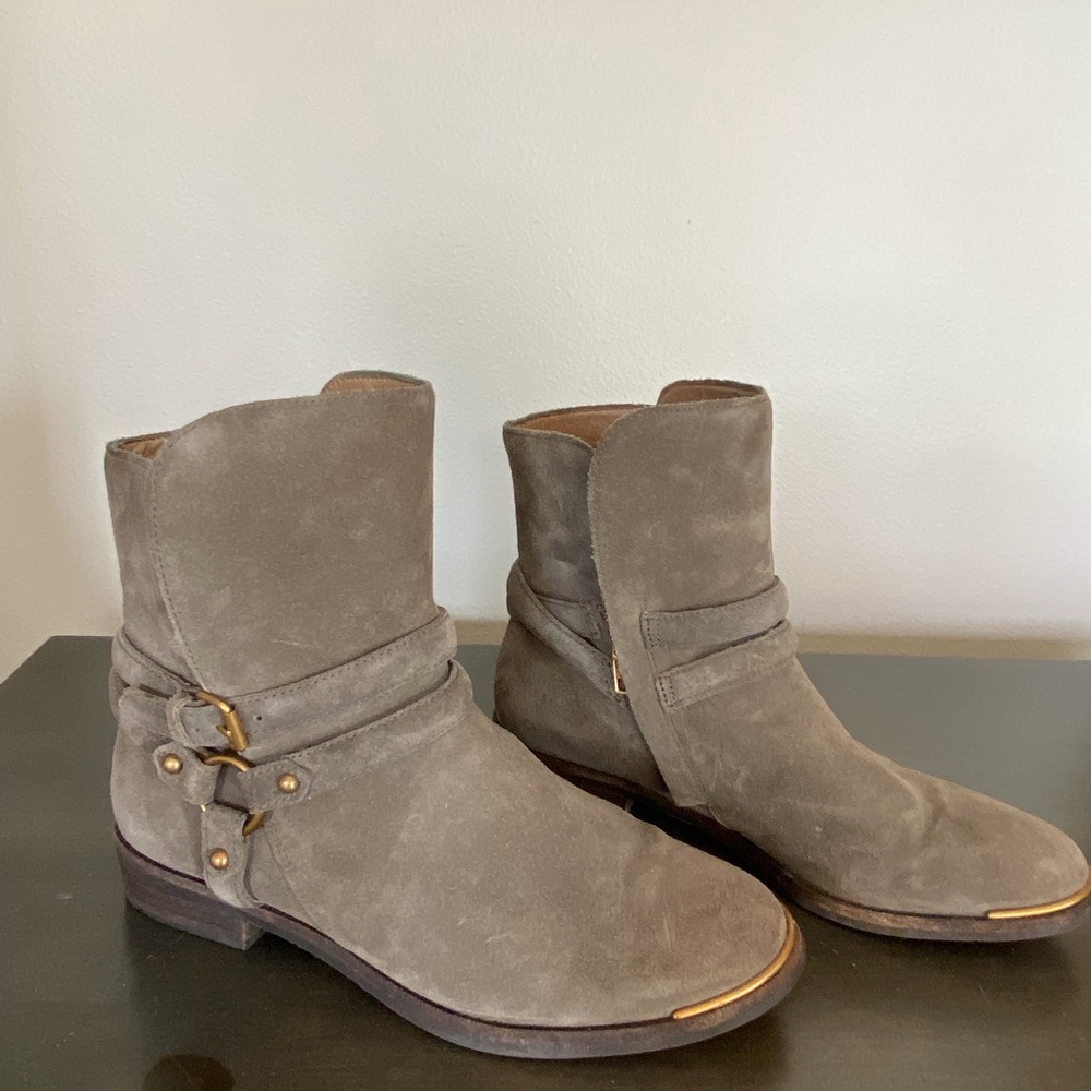 UGG Kelby Suede Harness Buckle Ankle Boots Size 8